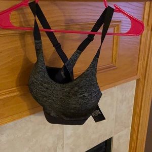 Victoria’s Secret Lightweight Sports bra